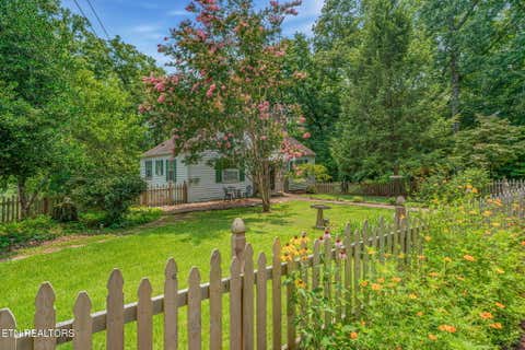 Tiny photo for 904 Lester Rd, Knoxville, TN 37920 (MLS # 1350161)