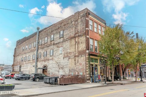 Photo of 105 W Jackson Ave #2, Knoxville, TN 37902 (MLS # 1320543)