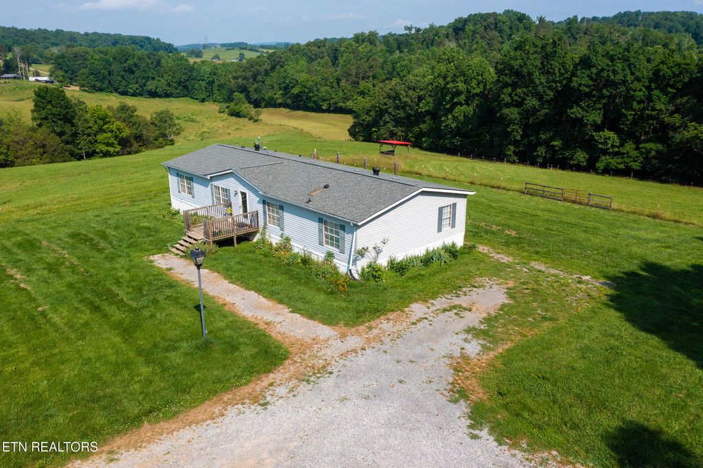 Photo of 5441 Indian Ridge Rd, Rutledge, TN 37861 (MLS # 1303152)