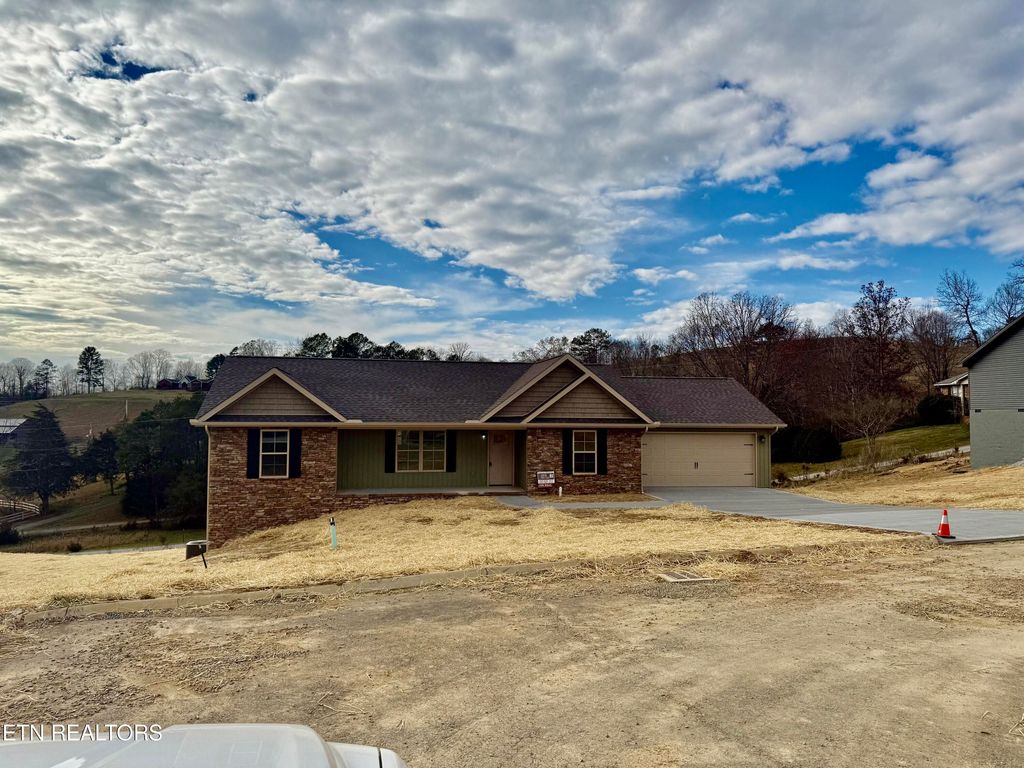 Photo of 210 MILO Circle, Tazewell, TN 37879 (MLS # 1276606)
