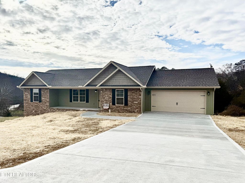Photo of 210 MILO Circle, Tazewell, TN 37879 (MLS # 1276606)