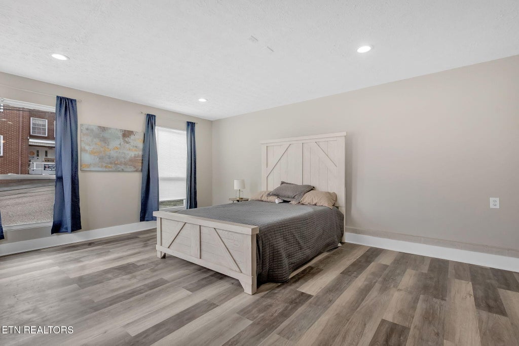 Photo of 107 N C St, Lenoir City, TN 37771 (MLS # 1347079)
