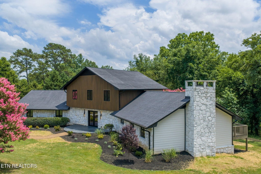 Photo of 5216 Hickory Hollow Rd #1, Knoxville, TN 37919 (MLS # 1359971)