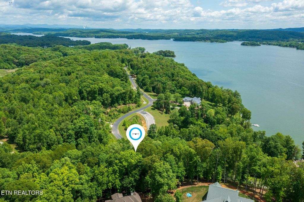 Photo of 127 E Shore Lane, Rockwood, TN 37854 (MLS # 1300115)