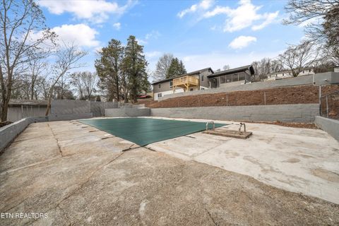 Tiny photo for 2010 Martha Berry Drive, Knoxville, TN 37918 (MLS # 1329128)