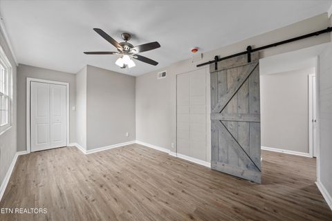 Tiny photo for 2010 Martha Berry Drive, Knoxville, TN 37918 (MLS # 1329128)