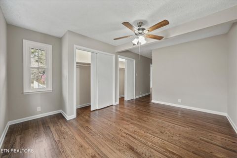 Tiny photo for 2010 Martha Berry Drive, Knoxville, TN 37918 (MLS # 1329128)