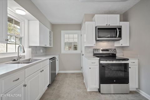 Tiny photo for 2010 Martha Berry Drive, Knoxville, TN 37918 (MLS # 1329128)