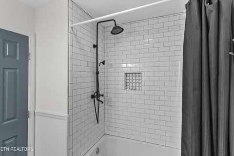 Tiny photo for 8824 Lennox View Way, Knoxville, TN 37923 (MLS # 1328430)