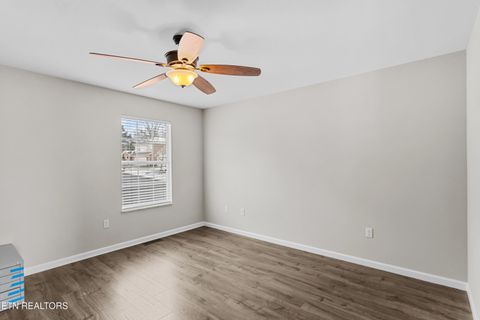 Tiny photo for 8824 Lennox View Way, Knoxville, TN 37923 (MLS # 1328430)