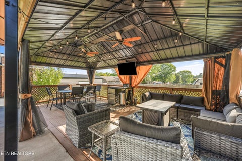 Tiny photo for 670 Grandview Drive, Lenoir City, TN 37772 (MLS # 1355630)