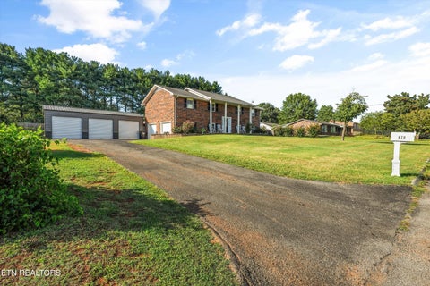 Tiny photo for 670 Grandview Drive, Lenoir City, TN 37772 (MLS # 1355630)