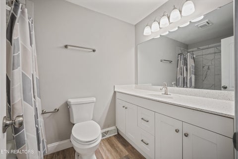 Tiny photo for 670 Grandview Drive, Lenoir City, TN 37772 (MLS # 1355630)