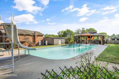 Tiny photo for 670 Grandview Drive, Lenoir City, TN 37772 (MLS # 1355630)