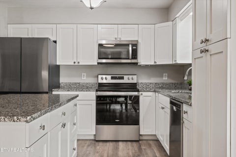Tiny photo for 670 Grandview Drive, Lenoir City, TN 37772 (MLS # 1355630)