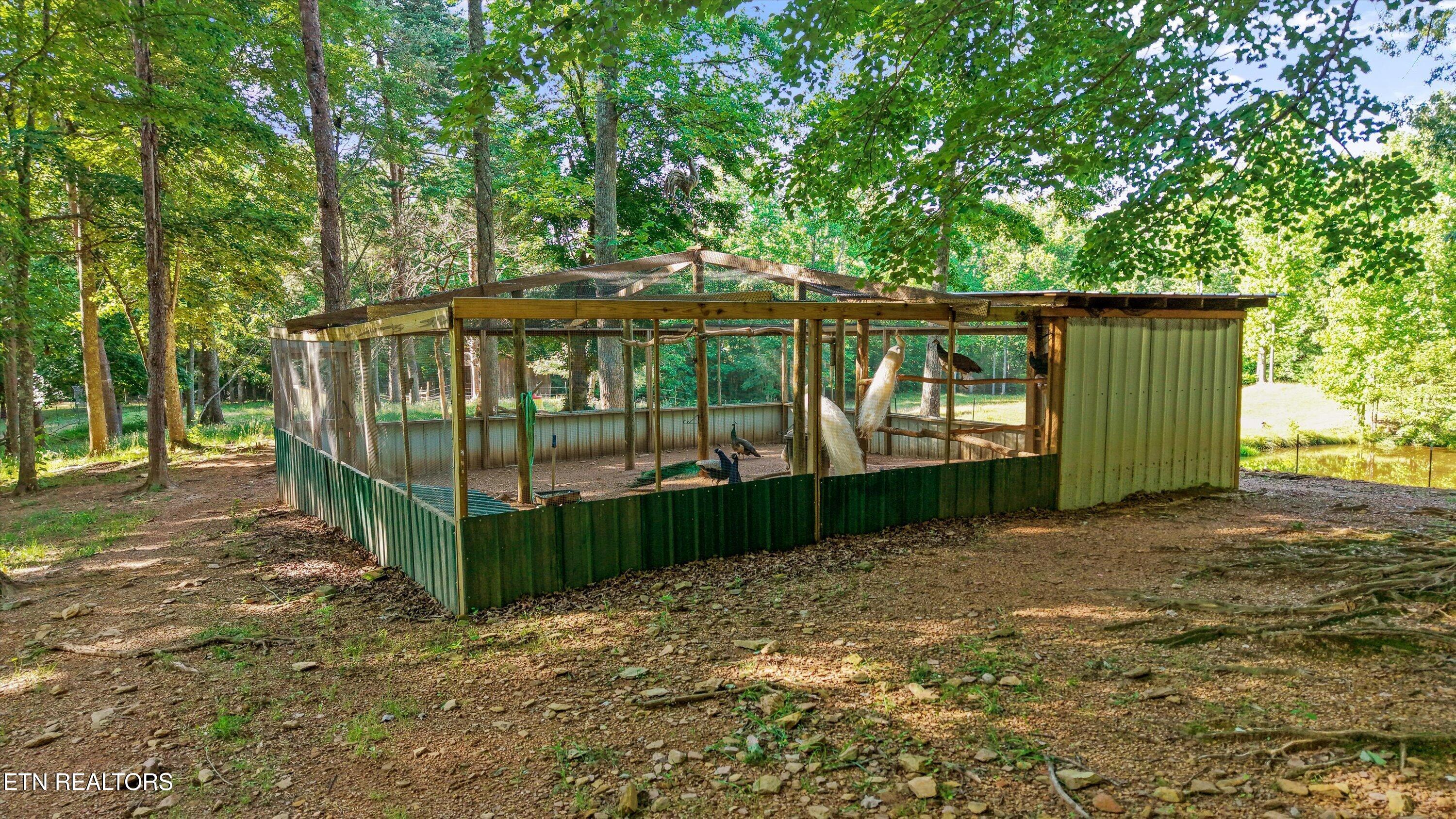 575 Ironsburg Rd