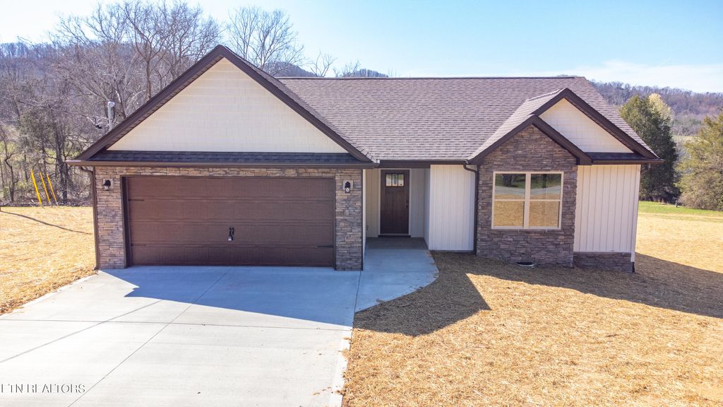 Photo of 416 Luttrell Rd, Maynardville, TN 37807 (MLS # 1256523)