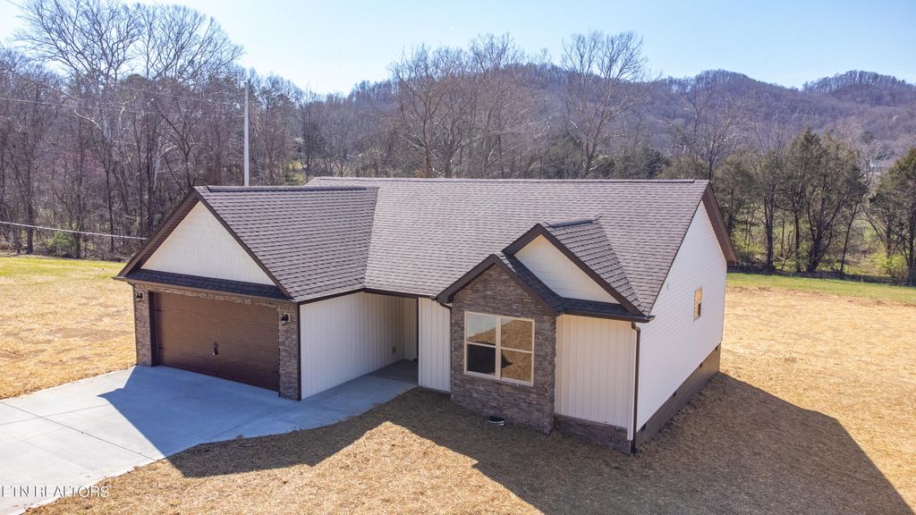 Photo of 416 Luttrell Rd, Maynardville, TN 37807 (MLS # 1256523)