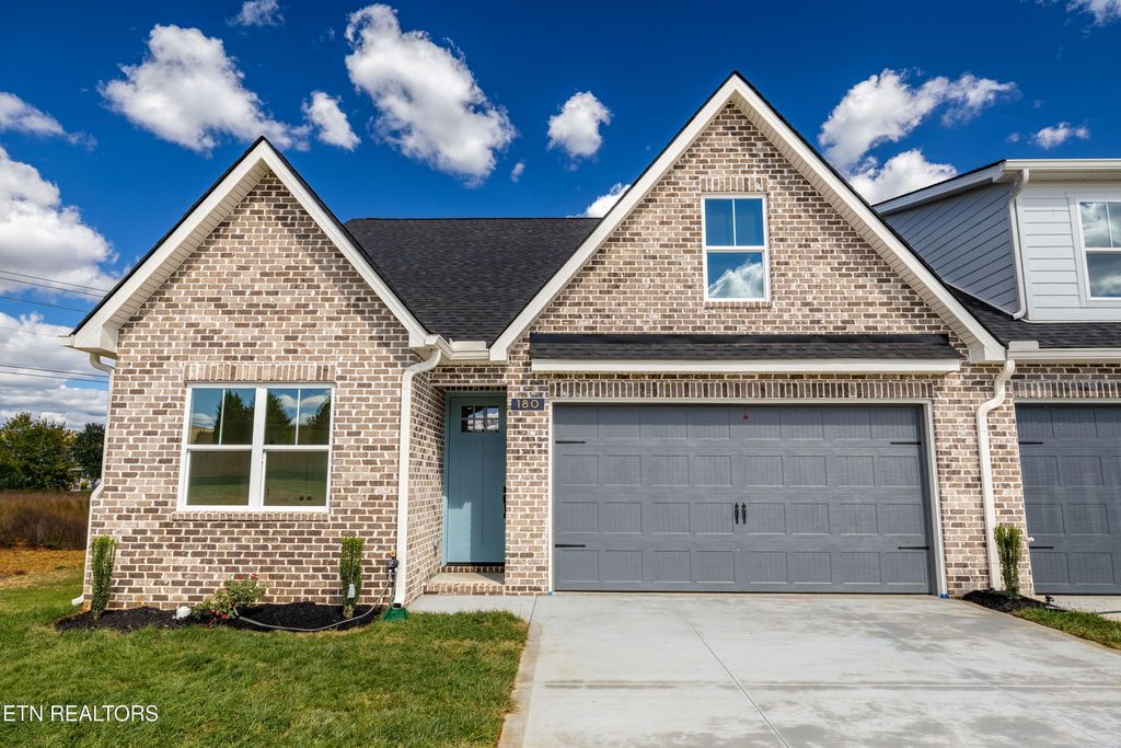 Photo of 180 River Park Lane Rd, Sweetwater, TN 37874 (MLS # 1310902)