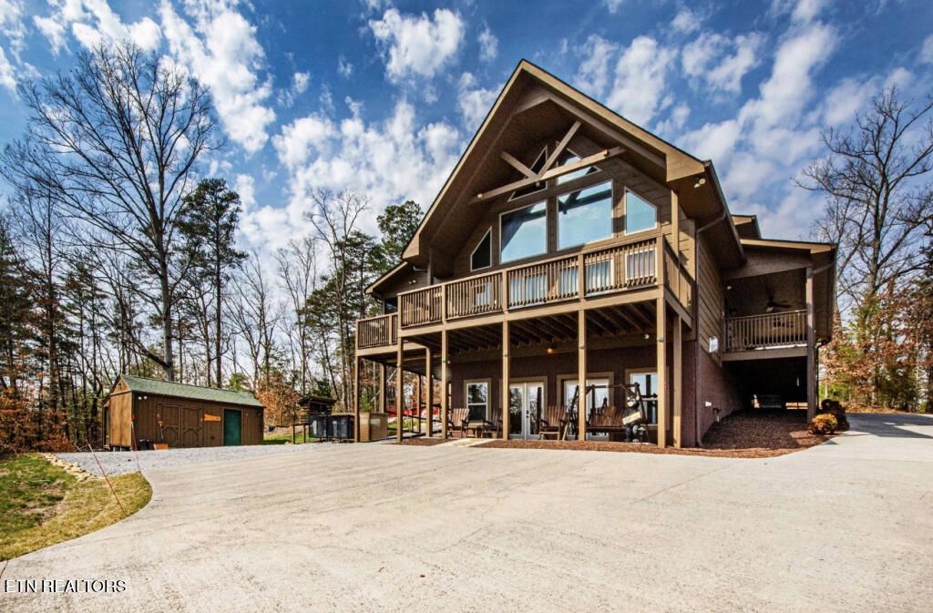 Photo of 1607 Ridgecrest Drive, Sevierville, TN 37876 (MLS # 1335209)