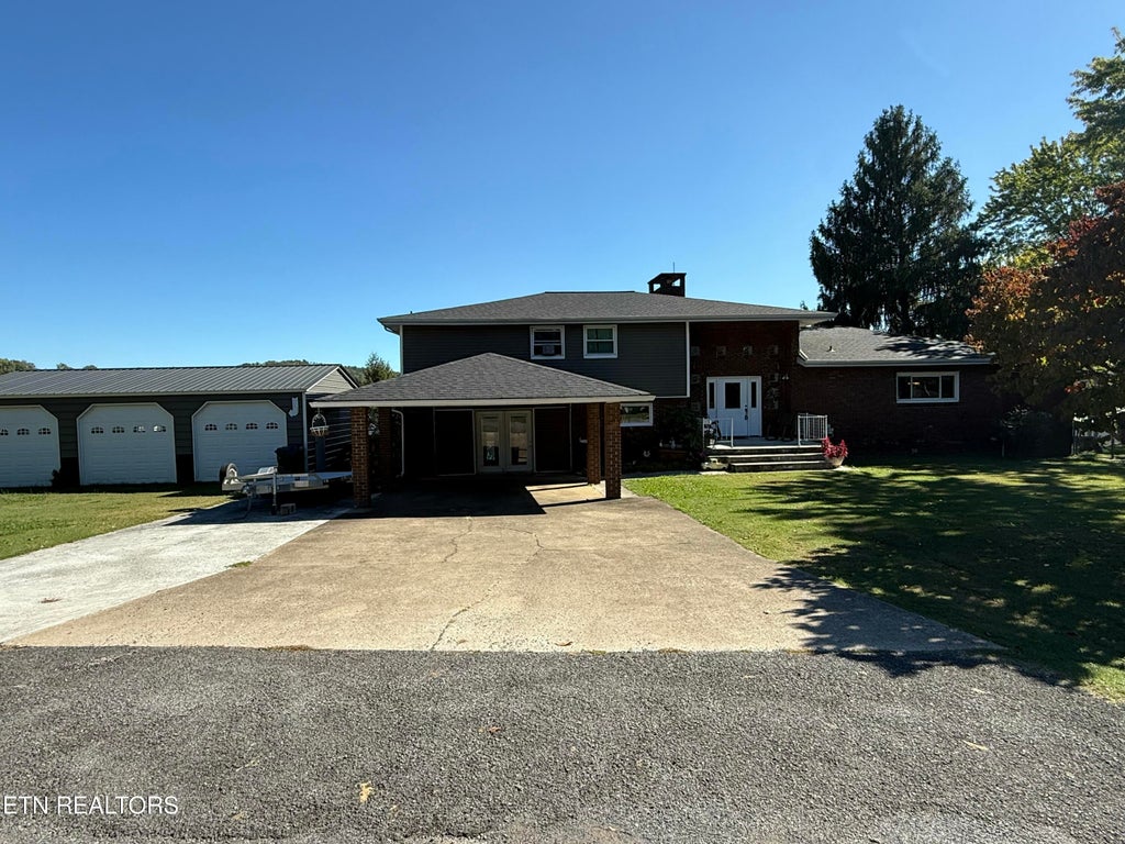 Photo of 236 Mountain Vista Drive, Pigeon Forge, TN 37863 (MLS # 1359423)