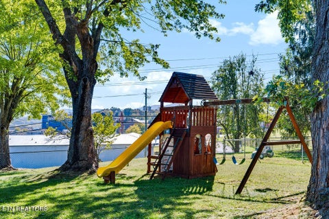 Tiny photo for 236 Mountain Vista Drive, Pigeon Forge, TN 37863 (MLS # 1359423)