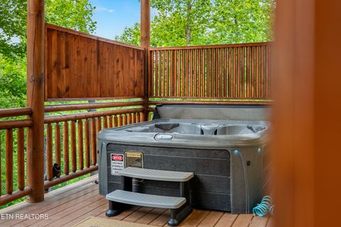 Tiny photo for 2864 Owens Rdg Way, Sevierville, TN 37876 (MLS # 1320944)