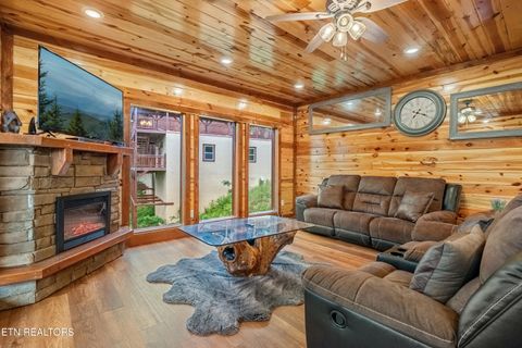 Tiny photo for 2864 Owens Rdg Way, Sevierville, TN 37876 (MLS # 1320944)