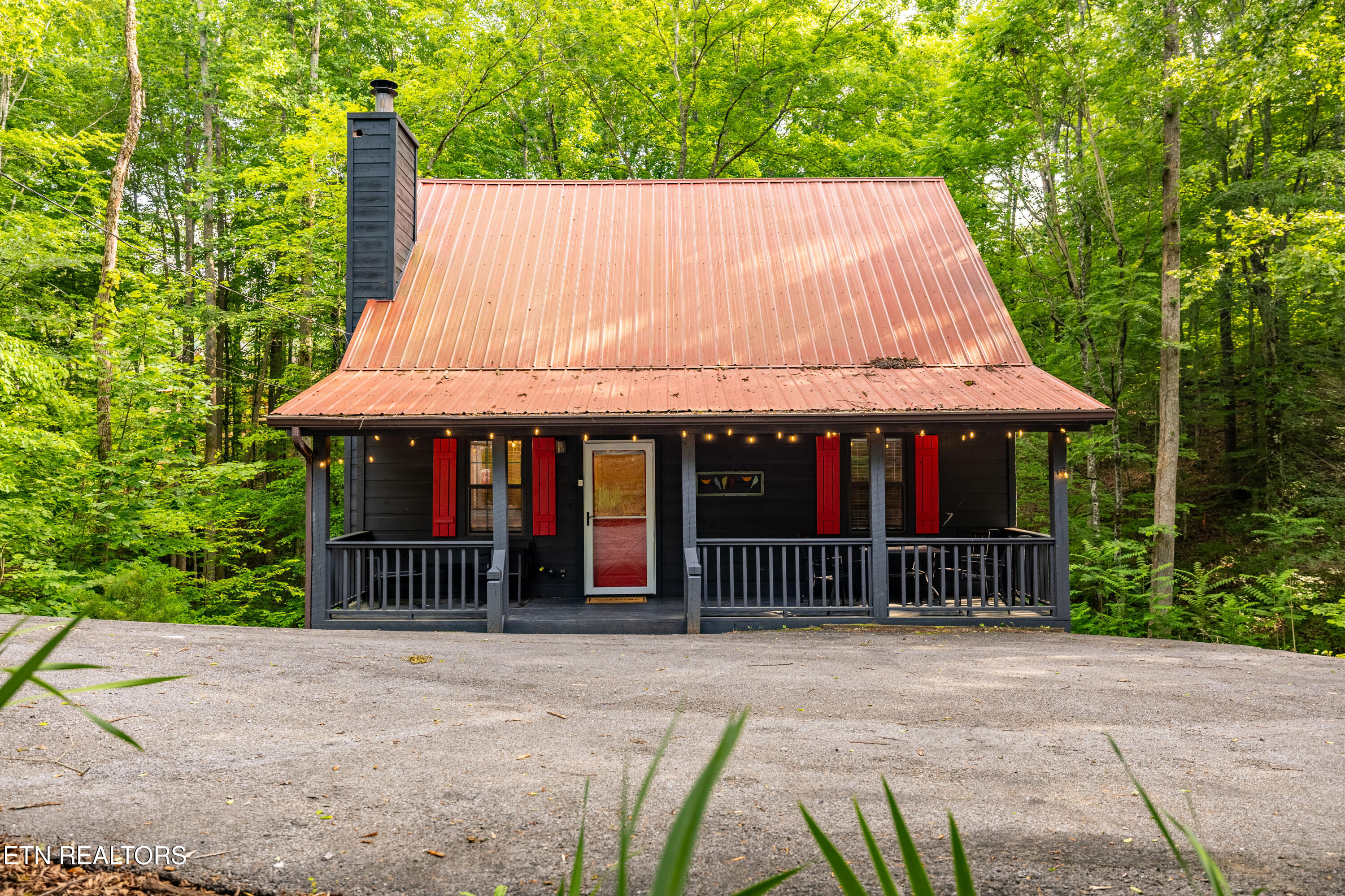391 Laurel Rd