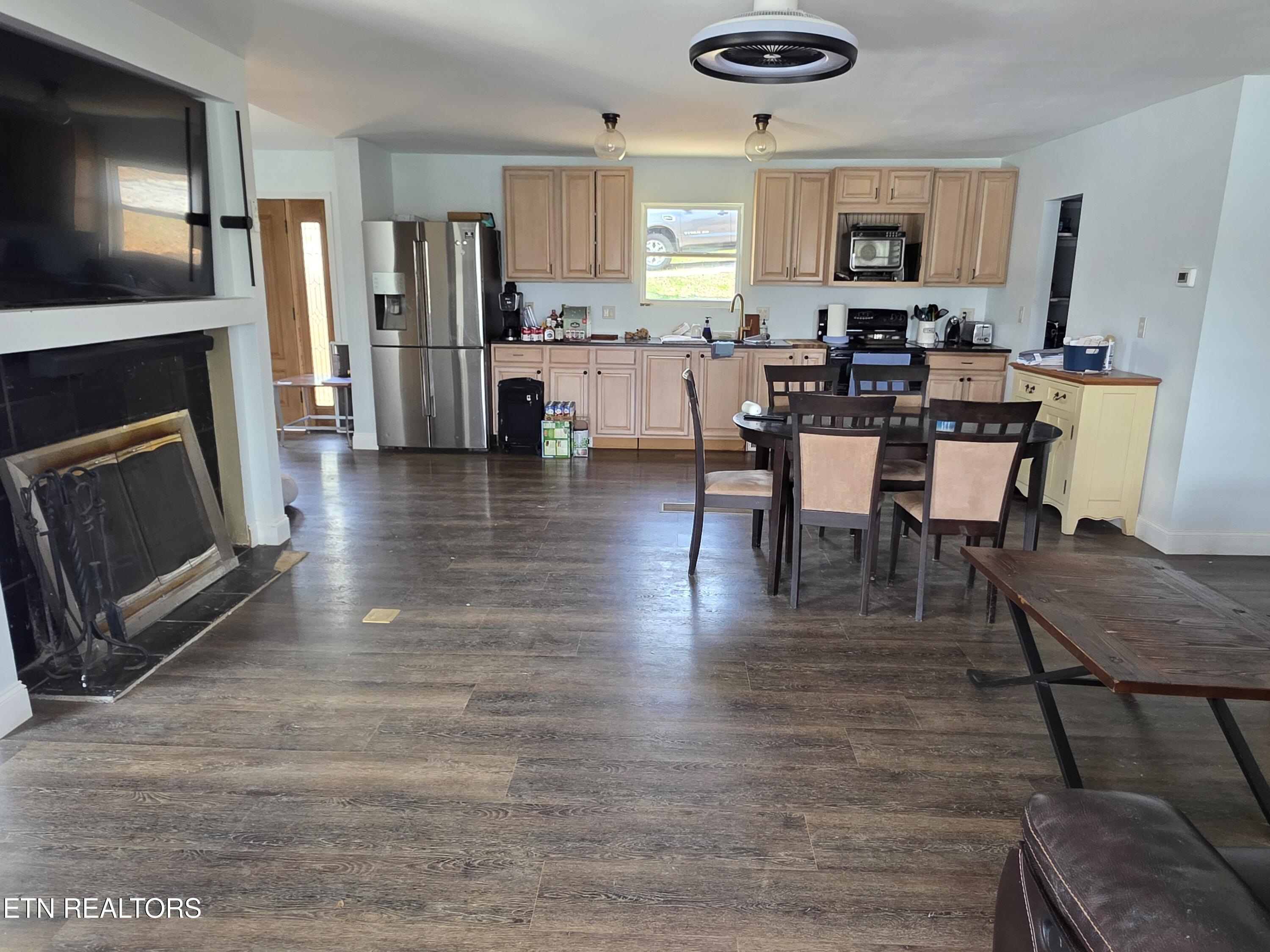 269 Lakeshore Vista Drive