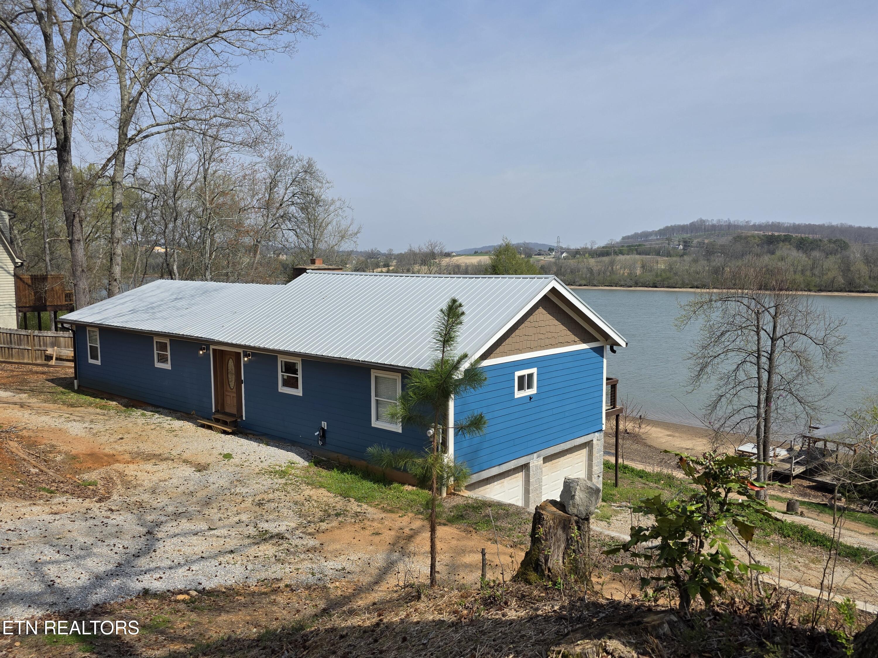 269 Lakeshore Vista Drive