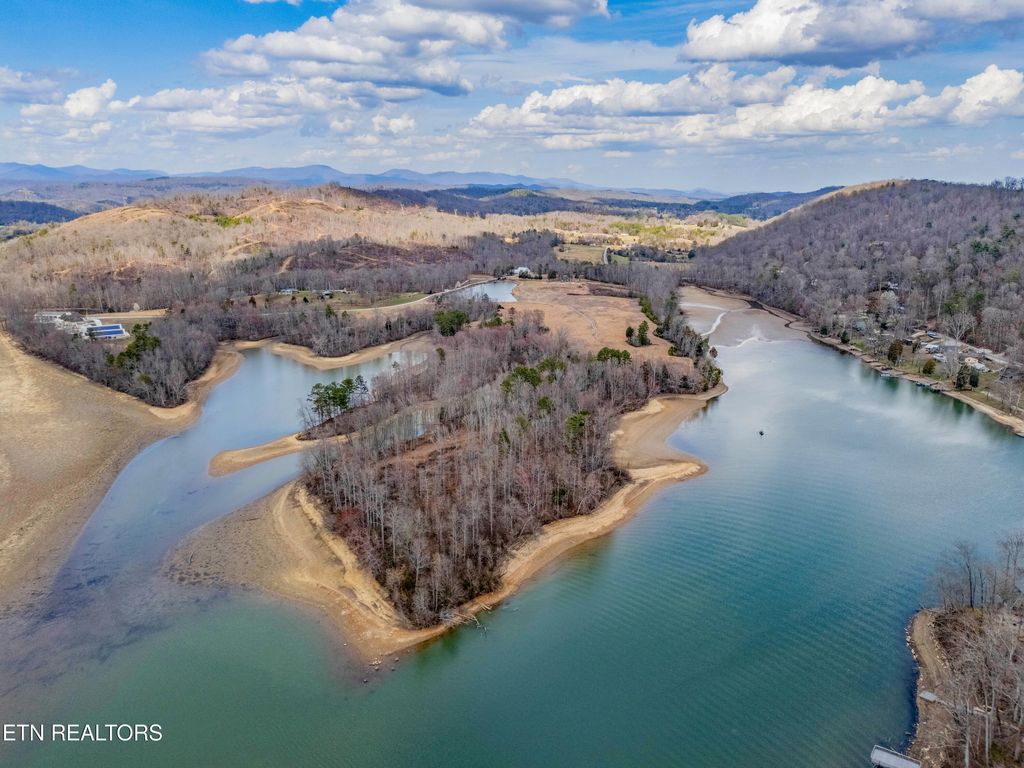 Photo of 543 Dickey Valley Rd, Harriman, TN 37748 (MLS # 1294153)
