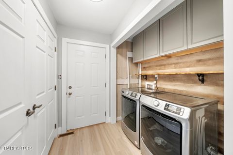 Tiny photo for 212 Bayberry Drive, Crossville, TN 38555 (MLS # 1325918)