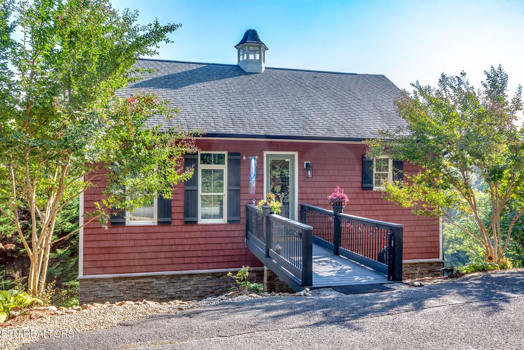 Photo of 1903 Hickory Pointe Lane, Maynardville, TN 37807 (MLS # 1336912)