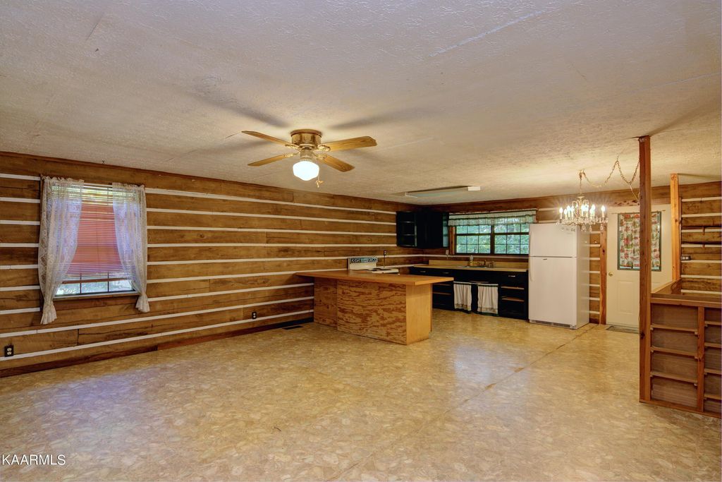 Photo of 1126 Reagan Valley Rd, Tellico Plains, TN 37385 (MLS # 1237038)