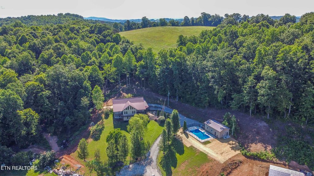 Photo of 166 Wilderness Drive, New Tazewell, TN 37825 (MLS # 1266143)