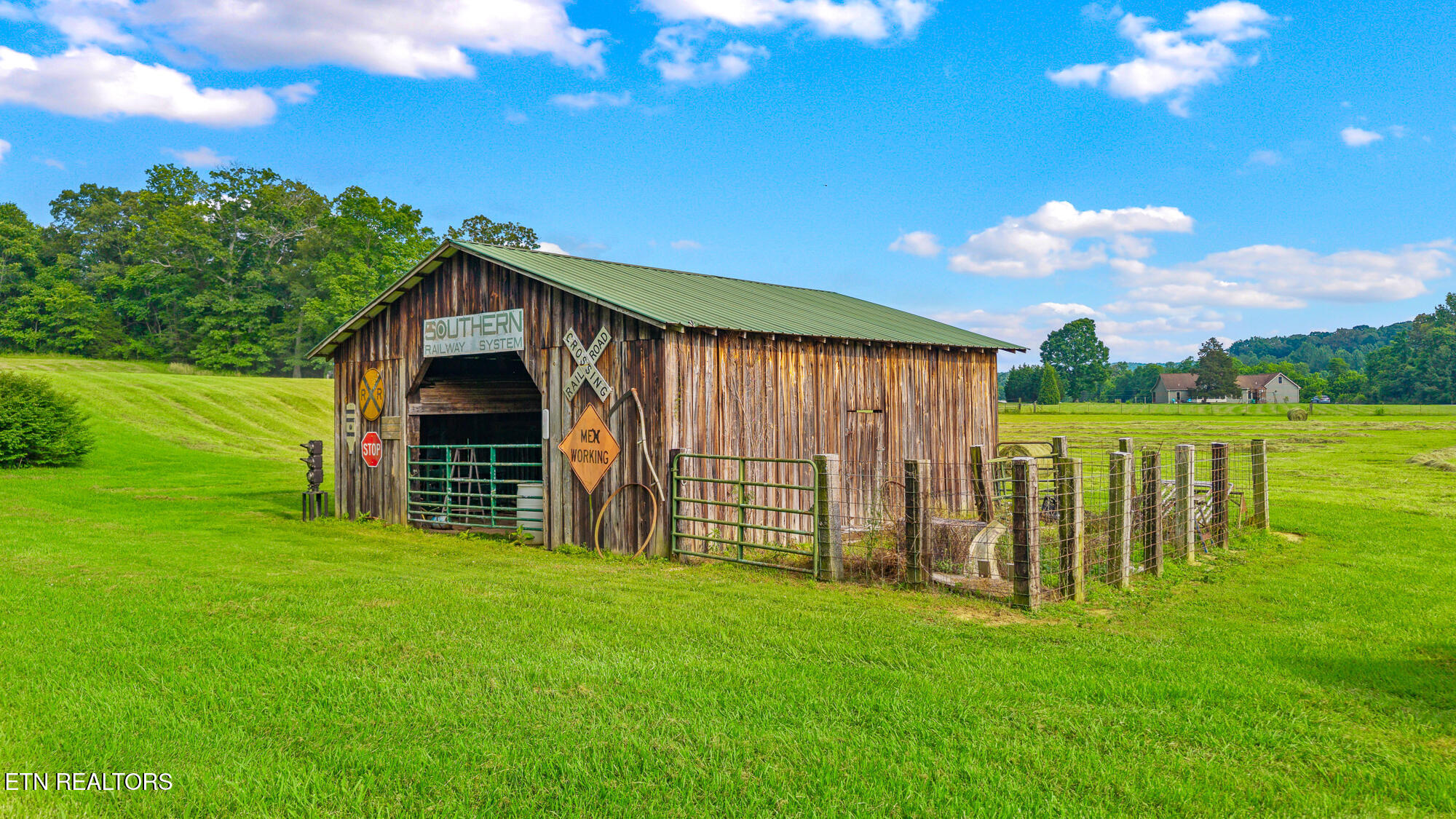 369 County Road 275
