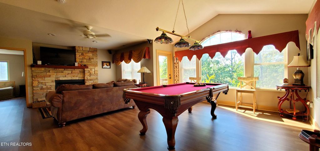 Photo of 2218 Village Summit Drive, Sevierville, TN 37862 (MLS # 1315485)