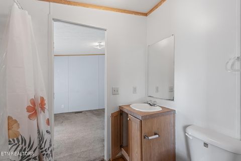 Tiny photo for 336 Hillcrest Circle, Etowah, TN 37331 (MLS # 1337948)