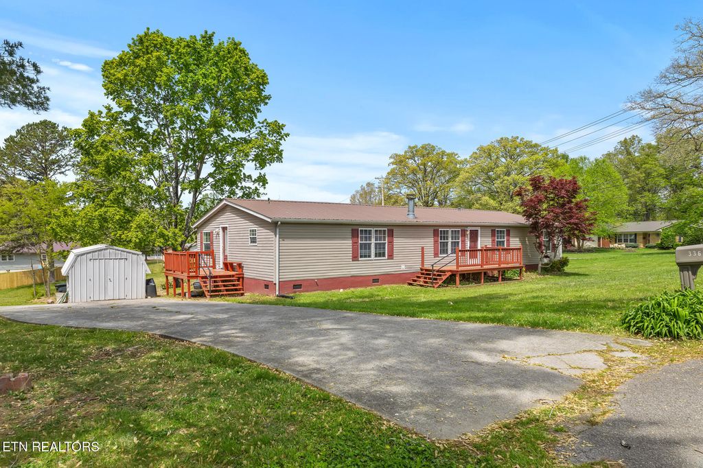 Photo of 336 Hillcrest Circle, Etowah, TN 37331 (MLS # 1337948)