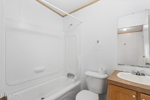 Tiny photo for 336 Hillcrest Circle, Etowah, TN 37331 (MLS # 1337948)