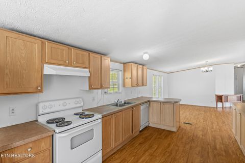 Tiny photo for 336 Hillcrest Circle, Etowah, TN 37331 (MLS # 1337948)