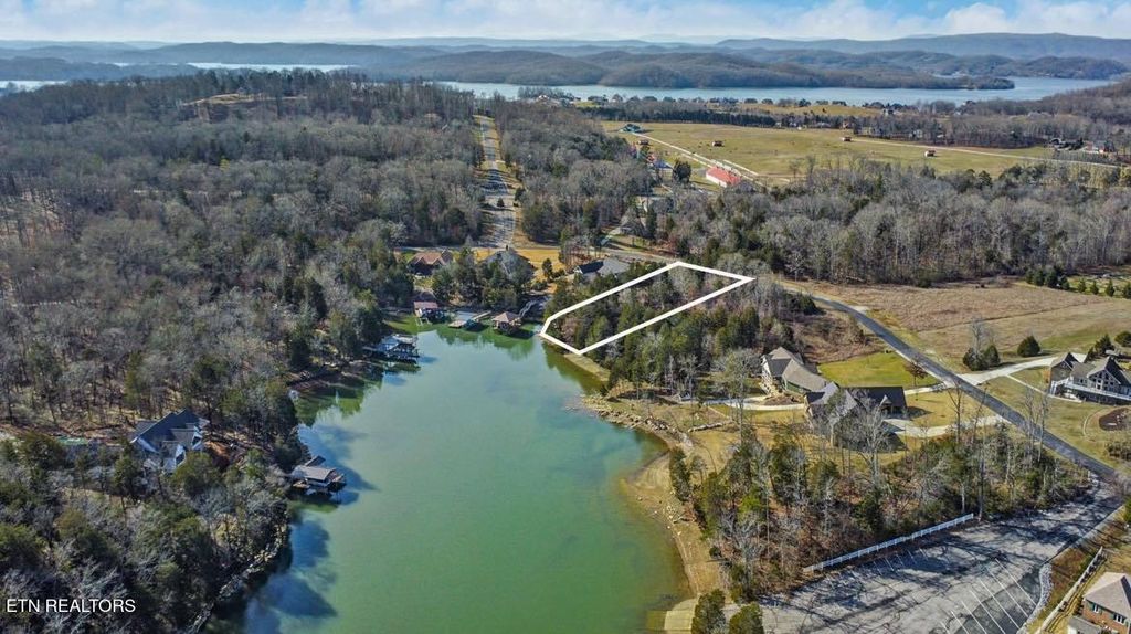 Photo of 25 E Shore Drive, Rockwood, TN 37854 (MLS # 1288709)