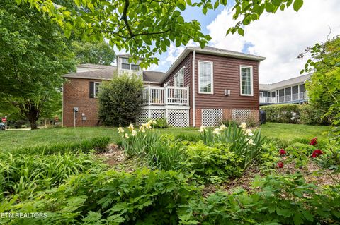 Tiny photo for 932 Woodside St, Knoxville, TN 37919 (MLS # 1339036)