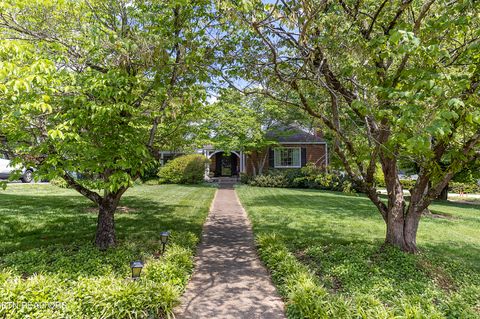 Tiny photo for 932 Woodside St, Knoxville, TN 37919 (MLS # 1339036)