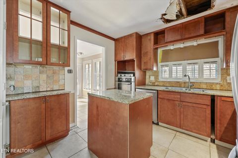 Tiny photo for 1221 Huntington Rd, Knoxville, TN 37919 (MLS # 1326274)