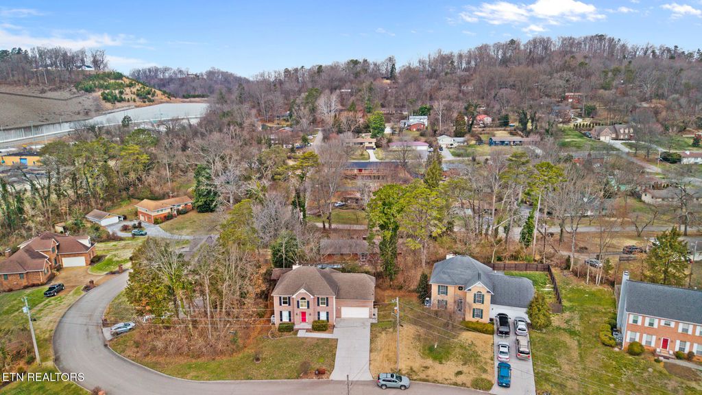 Photo of 5204 Custis Lane, Knoxville, TN 37920 (MLS # 1340298)
