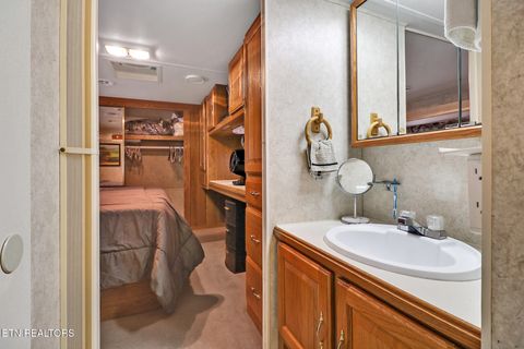 Tiny photo for 86 Apache Tr, Crossville, TN 38572 (MLS # 1337797)