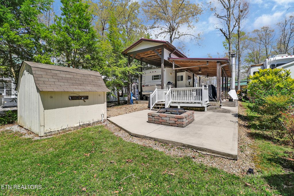 Photo of 86 Apache Tr, Crossville, TN 38572 (MLS # 1337797)