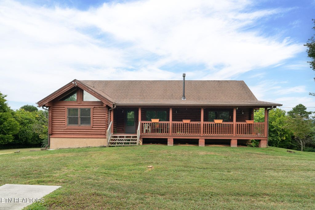 Photo of 1715 Pine Ridge Rd, Seymour, TN 37865 (MLS # 1314975)